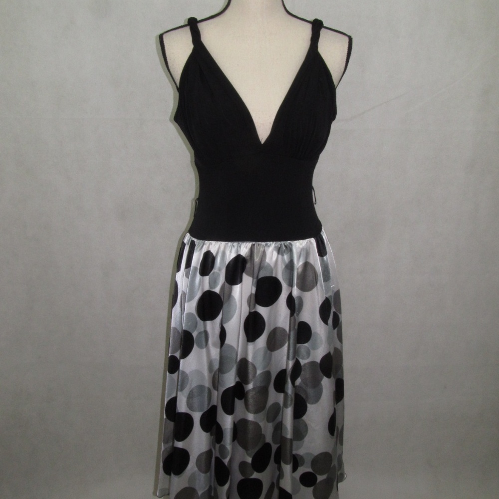 Strap Black and White Dress Size M Made in USA New